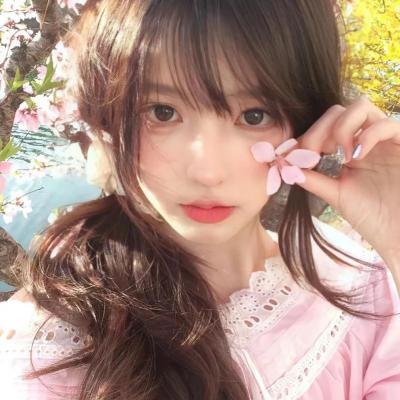 红色背篓